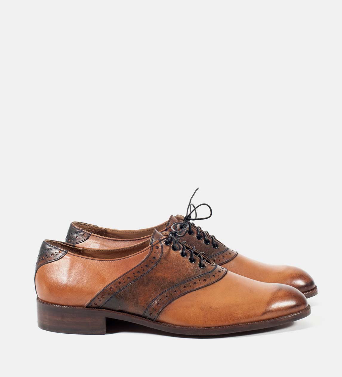 eastland saddle oxfords