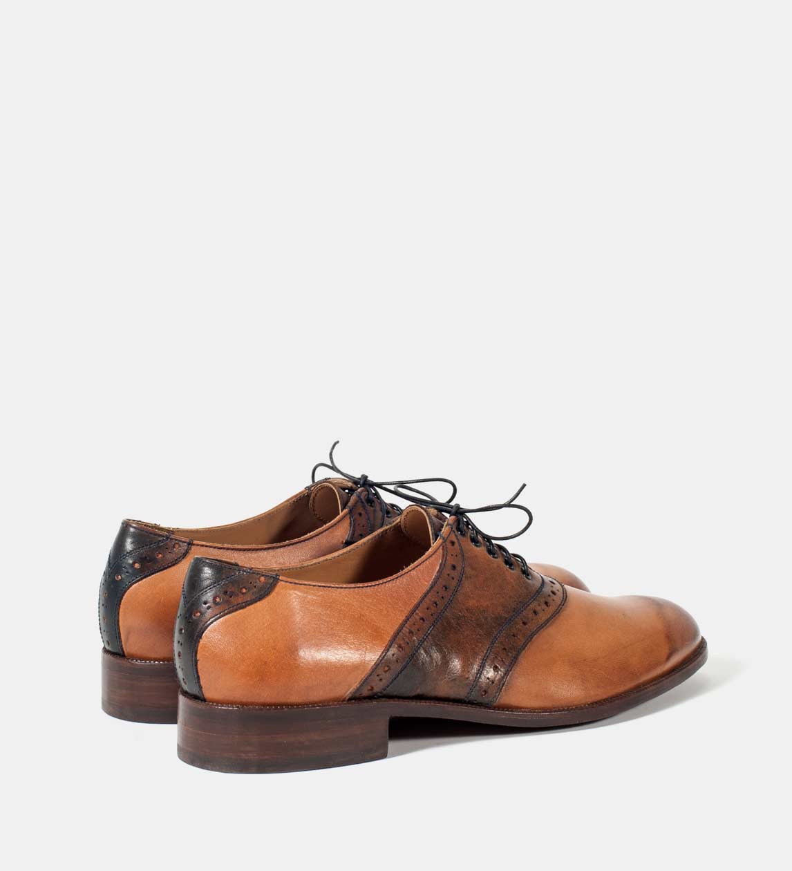 eastland saddle oxfords